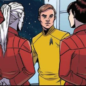 Star Trek Boldly Go 7 - Captain Kirk and Jaylah