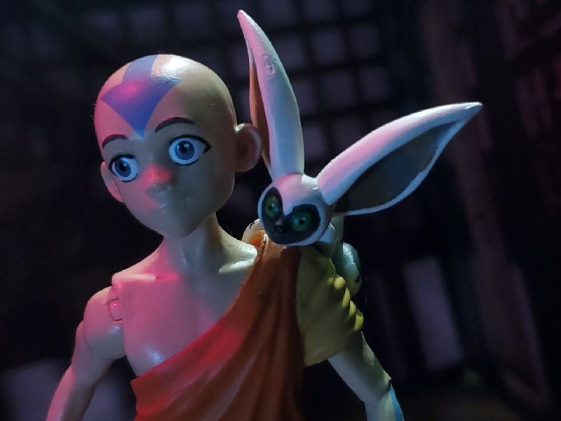 Diamond Select Toys Avatar The Last Airbender: Aang Action Figure