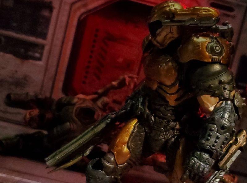 McFarlane Toys Doom Slayer Phobos Variant Figure Review